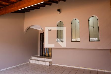 Casa à venda com 180m², 3 quartos e 2 vagasGaragem