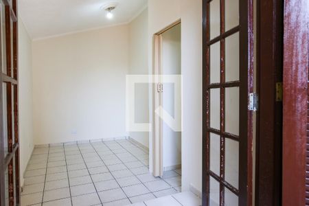 Casa à venda com 180m², 3 quartos e 2 vagasQuarto 3