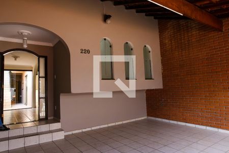 Casa à venda com 180m², 3 quartos e 2 vagasGaragem