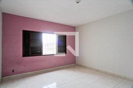 Quarto 1 de casa para alugar com 2 quartos, 200m² em Vila Penteado, São Paulo