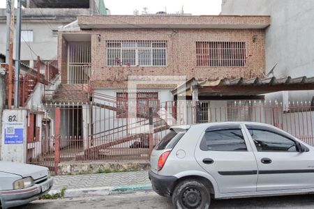Fachada de casa para alugar com 2 quartos, 200m² em Vila Penteado, São Paulo
