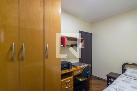 Casa à venda com 202m², 3 quartos e 8 vagasQuarto 2