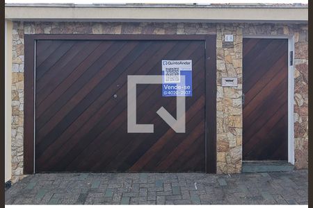 Casa à venda com 202m², 3 quartos e 8 vagasFachada