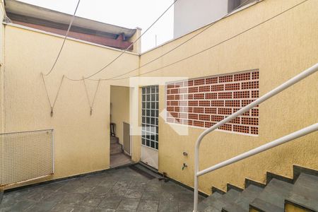 Casa à venda com 202m², 3 quartos e 8 vagasQuintal com Churrasqueira