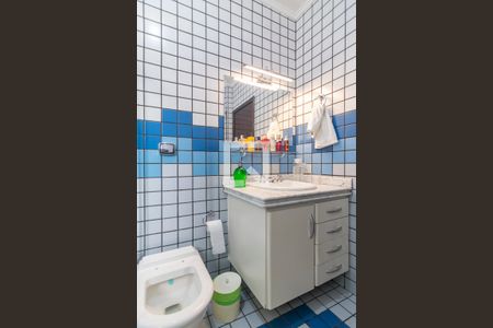 Casa à venda com 202m², 3 quartos e 8 vagasBanheiro da Suíte