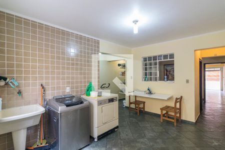 Casa à venda com 202m², 3 quartos e 8 vagasÁrea de Serviço