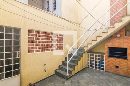 Casa à venda com 202m², 3 quartos e 8 vagasQuintal com Churrasqueira