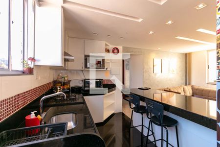 Apartamento à venda com 80m², 3 quartos e 2 vagasCozinha e Área de Serviço