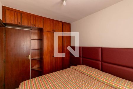 Apartamento à venda com 80m², 3 quartos e 2 vagasQuarto 3