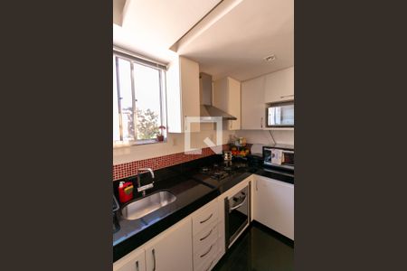 Apartamento à venda com 80m², 3 quartos e 2 vagasCozinha e Área de Serviço