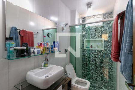 Apartamento à venda com 80m², 3 quartos e 2 vagasBanheiro Social