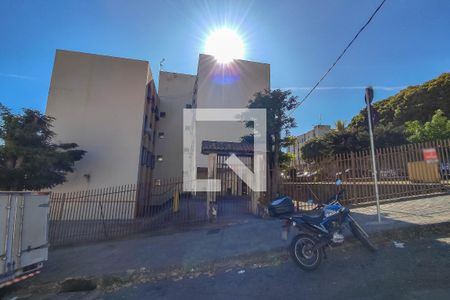 Apartamento à venda com 80m², 3 quartos e 2 vagasFachada