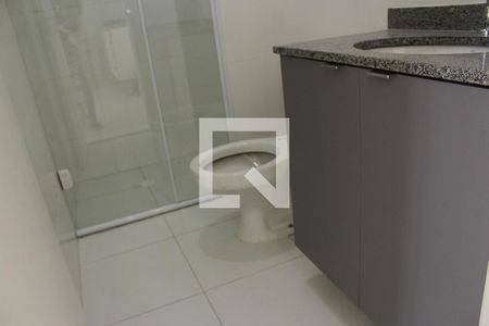 Banheiro de apartamento para alugar com 2 quartos, 37m² em Jardim Taquaral, São Paulo