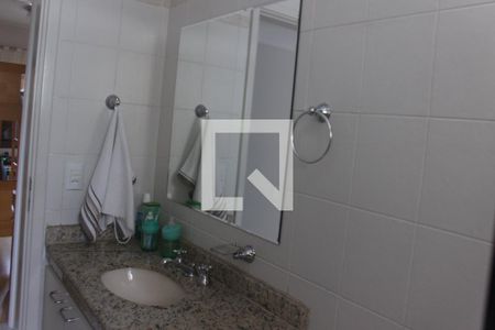 Apartamento à venda com 363m², 3 quartos e 3 vagasBanheiro 3