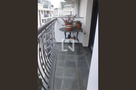 Apartamento à venda com 363m², 3 quartos e 3 vagasVaranda