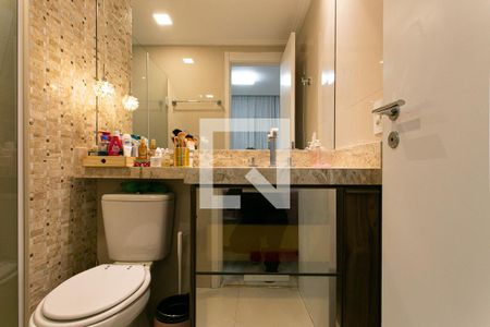 Apartamento à venda com 102m², 2 quartos e 2 vagas Apartamento à venda com 102m², 2 quartos e 2 vagasBanheiro da Suíte 2