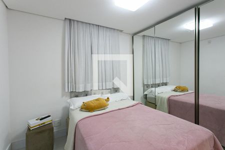 Apartamento à venda com 102m², 2 quartos e 2 vagas Apartamento à venda com 102m², 2 quartos e 2 vagasSuíte 2