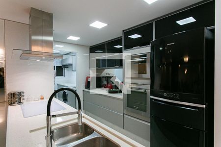 Apartamento à venda com 102m², 2 quartos e 2 vagas Apartamento à venda com 102m², 2 quartos e 2 vagasCozinha