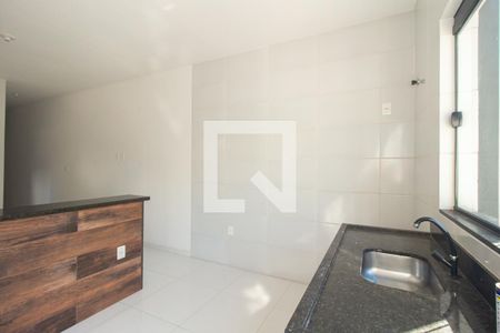 Casa para alugar com 64m², 2 quartos e 1 vaga Casa para alugar com 64m², 2 quartos e 1 vagaCozinha