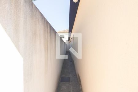 Casa para alugar com 64m², 2 quartos e 1 vaga Casa para alugar com 64m², 2 quartos e 1 vagaÁrea externa