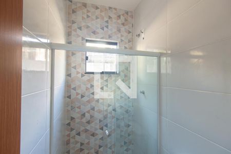 Casa para alugar com 64m², 2 quartos e 1 vaga Casa para alugar com 64m², 2 quartos e 1 vagaBanheiro Social