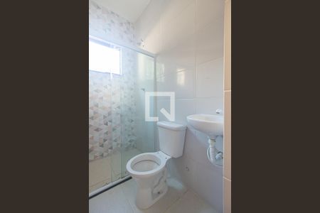 Casa para alugar com 64m², 2 quartos e 1 vaga Casa para alugar com 64m², 2 quartos e 1 vagaBanheiro Social