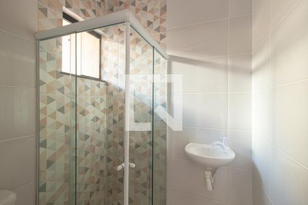 Casa para alugar com 64m², 2 quartos e 1 vaga Casa para alugar com 64m², 2 quartos e 1 vagaBanheiro da Suíte