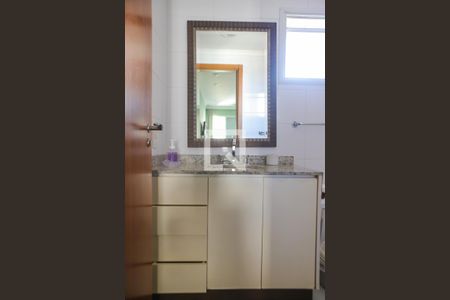 Apartamento para alugar com 91m², 2 quartos e 1 vagaBanheiro da suíte