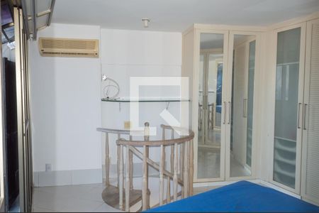 Apartamento à venda com 72m², 1 quarto e 1 vagaQuarto Suíte