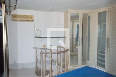 Apartamento à venda com 72m², 1 quarto e 1 vagaQuarto Suíte