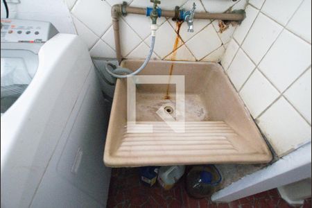 Casa à venda com 130m², 4 quartos e sem vagaÁrea de Serviço