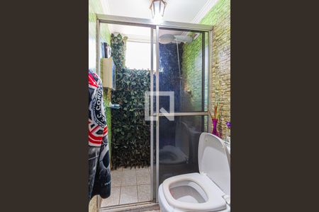 Banheiro de apartamento para alugar com 2 quartos, 65m² em Jardim Alvorada, Santo André