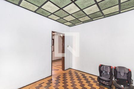 Quarto 1 de casa à venda com 2 quartos, 84m² em Sarandi, Porto Alegre