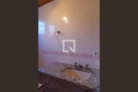 Casa à venda com 370m², 4 quartos e 3 vagasSalão de Festas- Banheiro