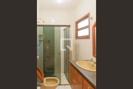 Casa à venda com 370m², 4 quartos e 3 vagasBanheiro da Suíte 3