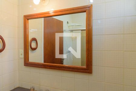 Casa à venda com 370m², 4 quartos e 3 vagasBanheiro da Suíte 2