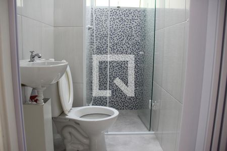Banheiro de apartamento para alugar com 2 quartos, 49m² em Jardim Petropolis, Cotia