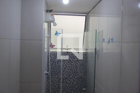 Banheiro de apartamento para alugar com 2 quartos, 49m² em Jardim Petropolis, Cotia