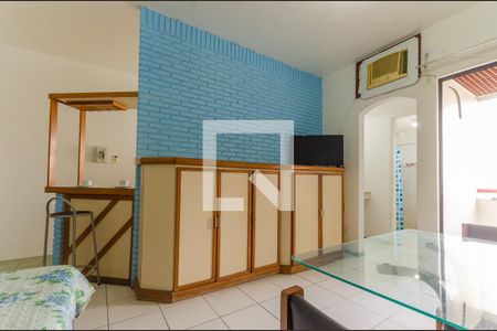 Sala/Quarto de apartamento para alugar com 1 quarto, 35m² em Itaigara, Salvador