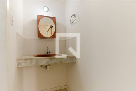 Banheiro de apartamento para alugar com 1 quarto, 35m² em Itaigara, Salvador