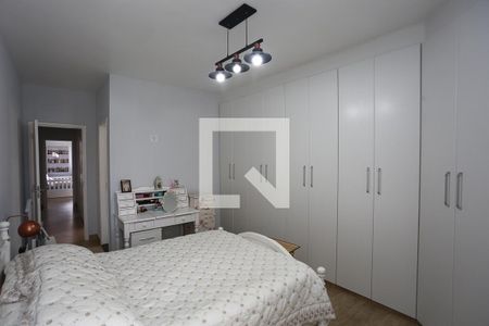 Casa de condomínio à venda com 240m², 3 quartos e 3 vagas Casa de condomínio à venda com 240m², 3 quartos e 3 vagasSuíte 3