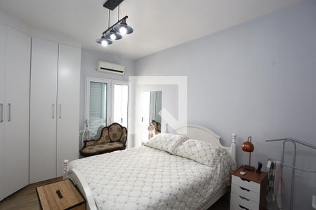 Casa de condomínio à venda com 240m², 3 quartos e 3 vagas Casa de condomínio à venda com 240m², 3 quartos e 3 vagasSuíte 3