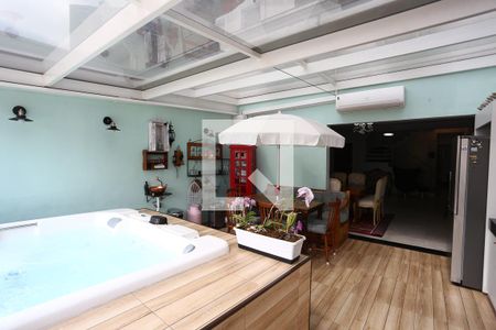 Sacada/Área de lazer de casa de condomínio à venda com 3 quartos, 240m² em Jardim Londrina, São Paulo