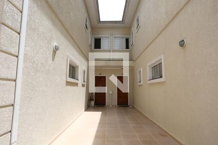 Casa de condomínio à venda com 240m², 3 quartos e 3 vagas Casa de condomínio à venda com 240m², 3 quartos e 3 vagasÁrea externa