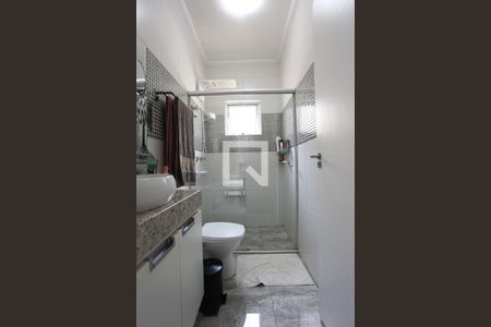 Casa de condomínio à venda com 240m², 3 quartos e 3 vagas Casa de condomínio à venda com 240m², 3 quartos e 3 vagasBanheiro da Suíte 3