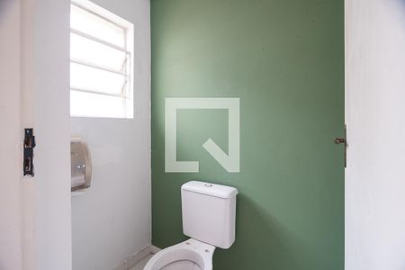 Casa à venda com 320m², 4 quartos e 4 vagasBanheiro Social