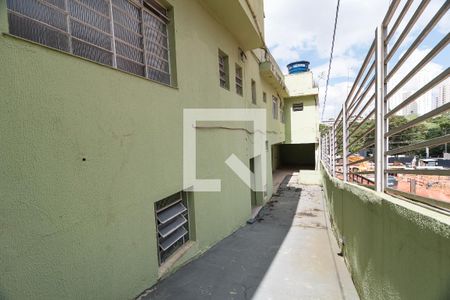 Casa à venda com 320m², 4 quartos e 4 vagasCorredor
