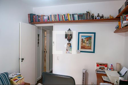 Apartamento à venda com 174m², 4 quartos e 3 vagasquarto 4