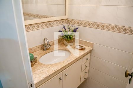 Apartamento à venda com 174m², 4 quartos e 3 vagaslavabo