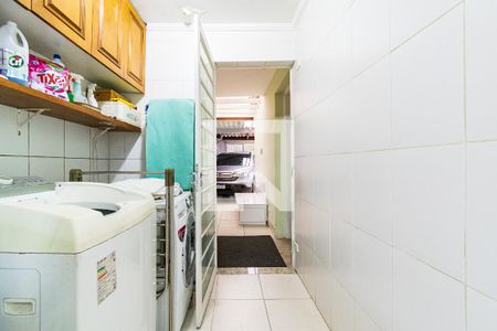 Casa à venda com 180m², 2 quartos e 2 vagasLavanderia
